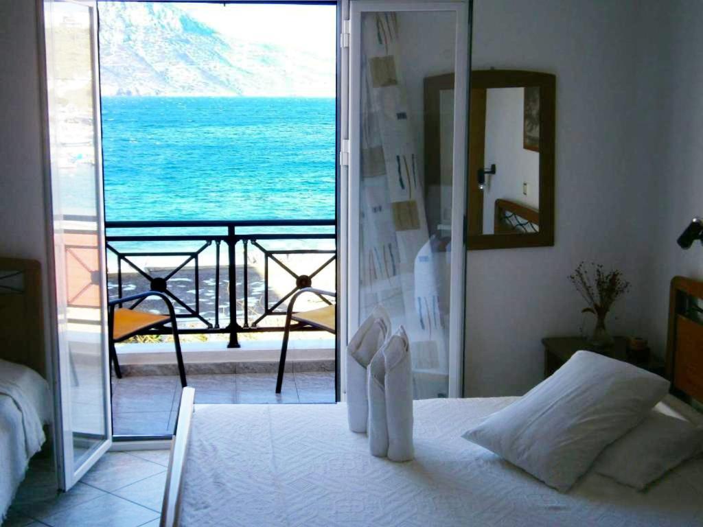 Aparthotel Costareli Fourni Ikaria Exterior foto