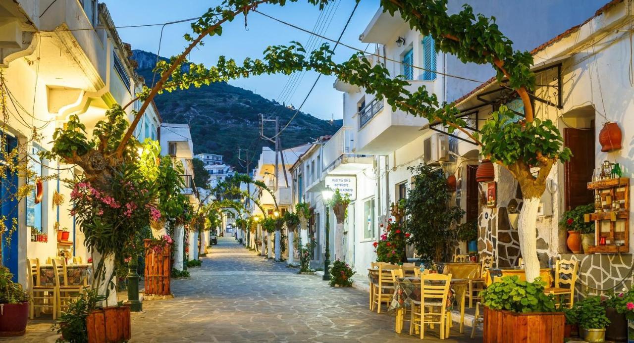 Aparthotel Costareli Fourni Ikaria Exterior foto
