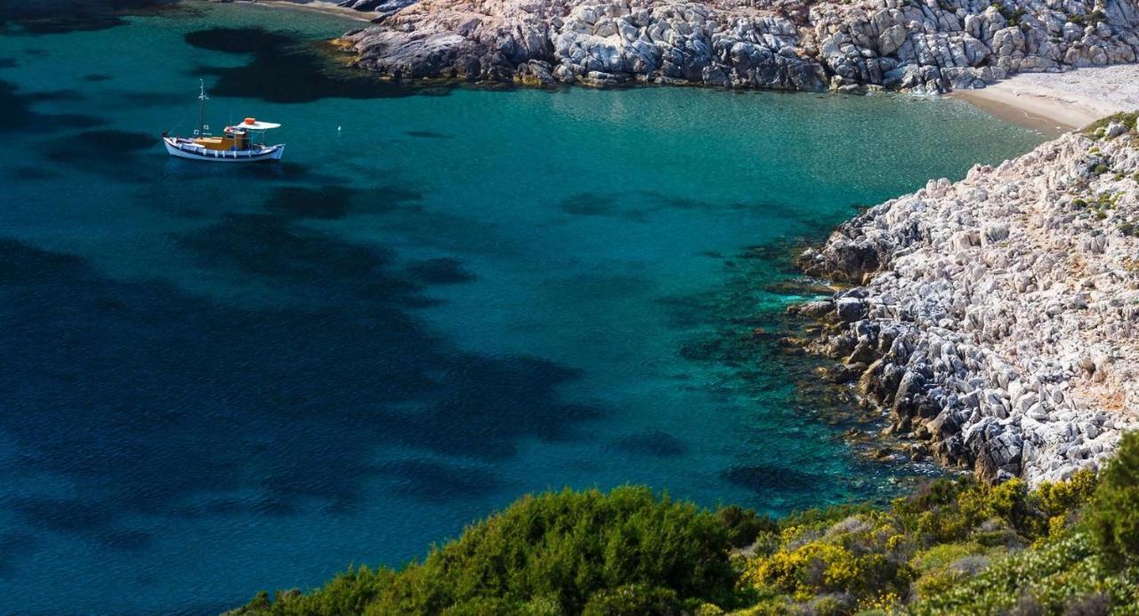 Aparthotel Costareli Fourni Ikaria Exterior foto