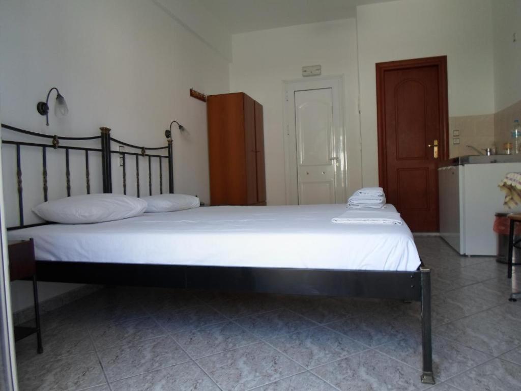 Aparthotel Costareli Fourni Ikaria Exterior foto