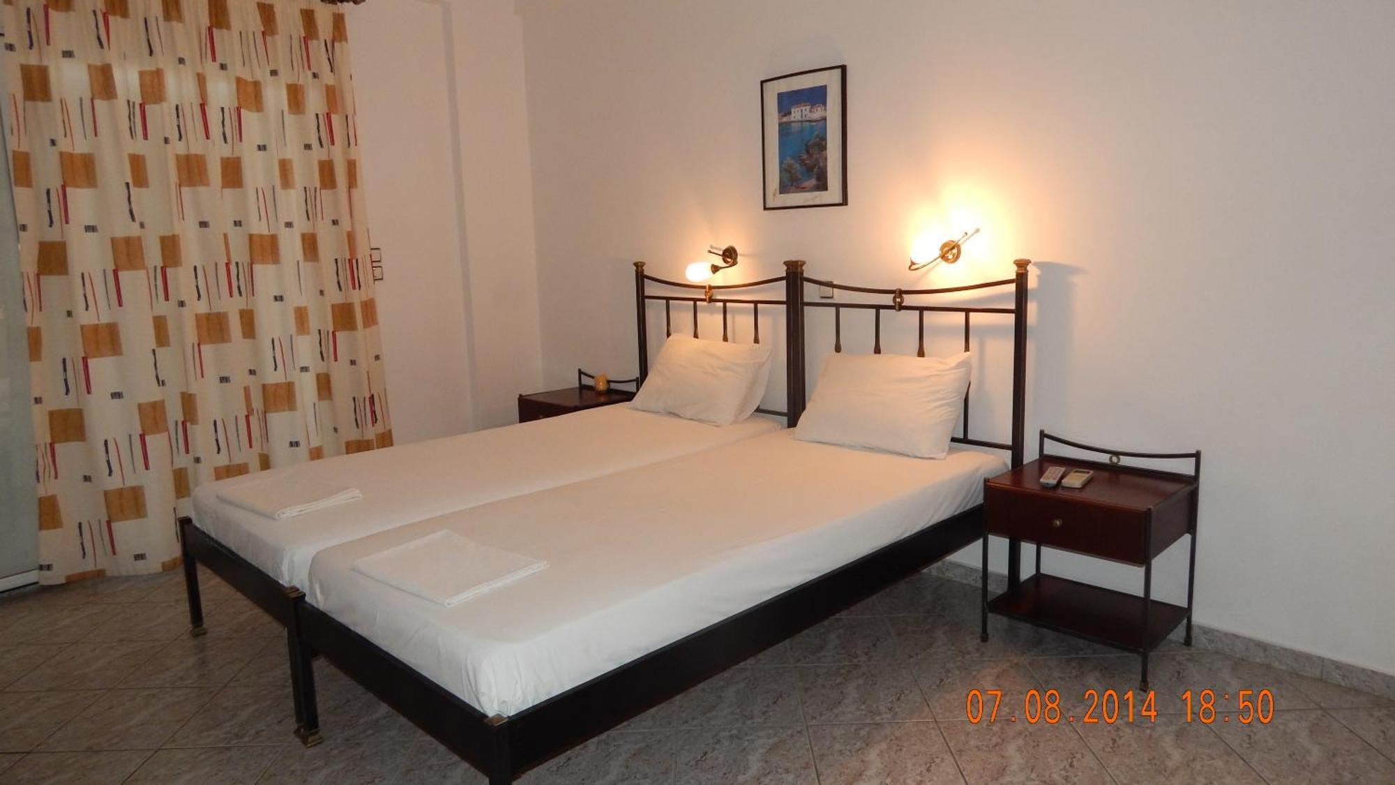 Aparthotel Costareli Fourni Ikaria Zimmer foto